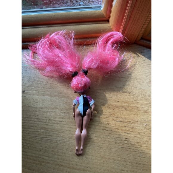 LOL Surprise OMG Fashion Dolls Lot Of 4 with Outfits Articulated - Picture 3 of 12